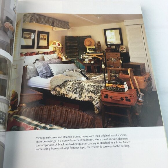 Home Interior Decorating Book Guide Lot 2 Home Depot and Loews Hardcover u - Picture 12 of 12